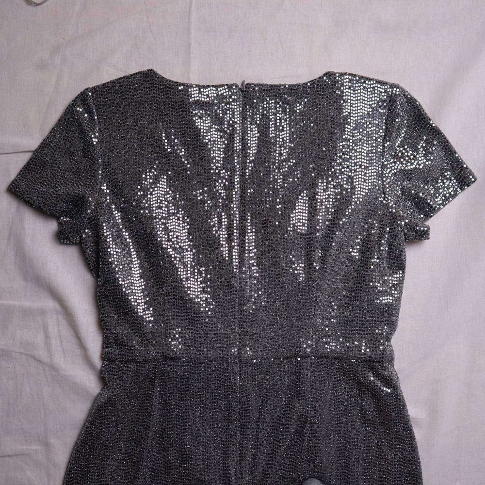 NWT LAURA‎ Sequined Wrap V Neck Short Sleeve Maxi Dress Silver Size 8 New - Picture 8 of 10
